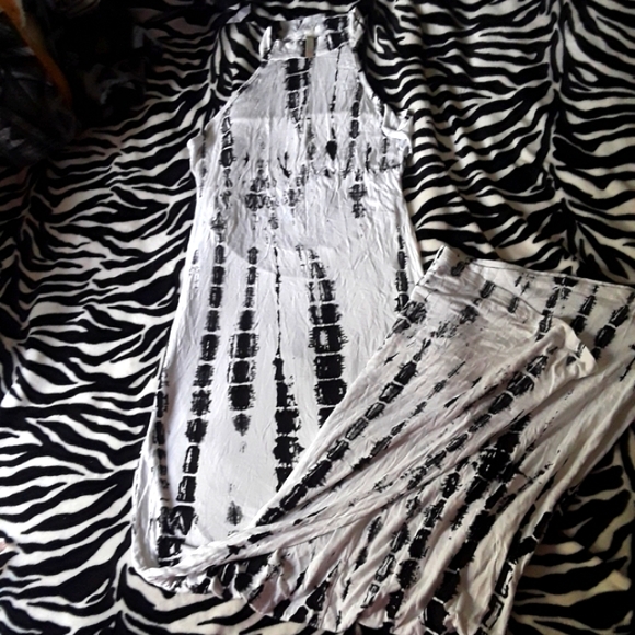 Pinklicious Black & white cutout Maxi Dress - Picture 1 of 8